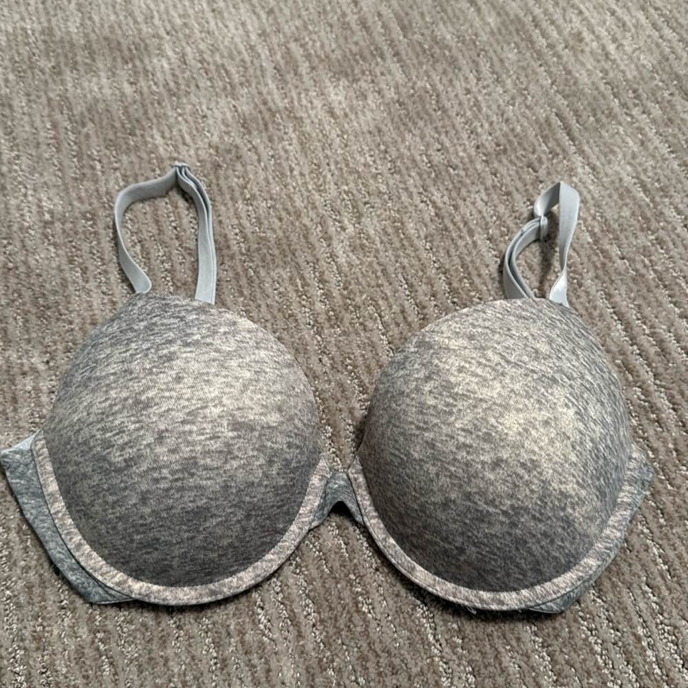 VS PINK WEAR EVERYWHERE PUSH UP BRA 38B
